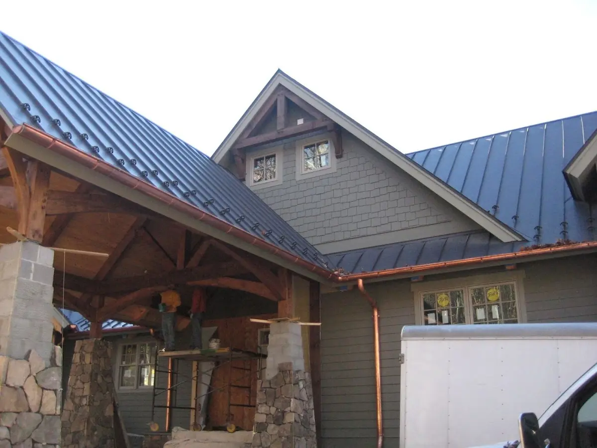Craftsman Roofing team delivering quality roofing work in Mount Angel